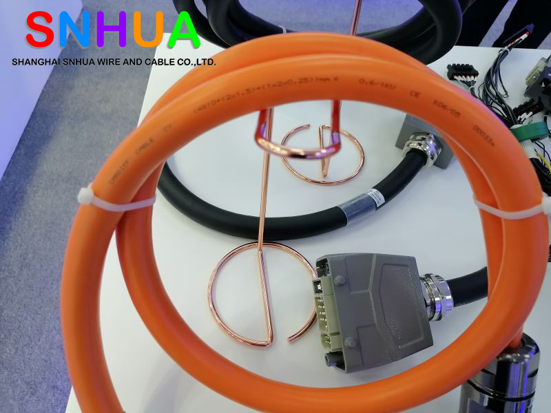 SERVO 730 FD CY 4G10+(2x1.5)+(1x2x0.25)